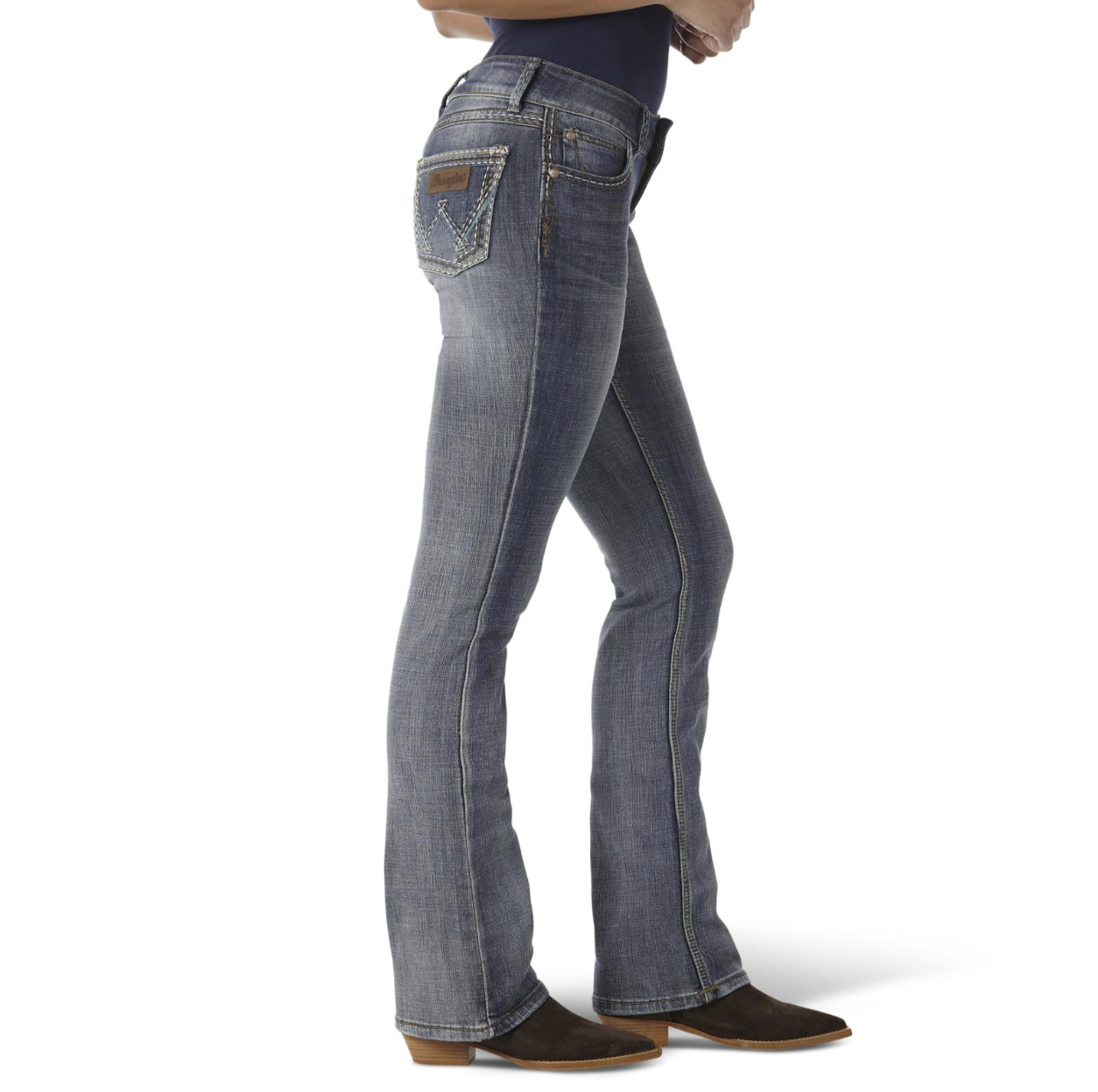 Image of Wrangler® Retro® Sadie Low Rise Bootcut Jean – Medium Blue Women’s | 07MWZDW