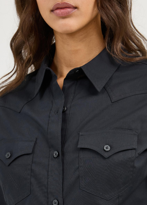 Image of Wrangler Retro® Long Sleeve Solid Shirt